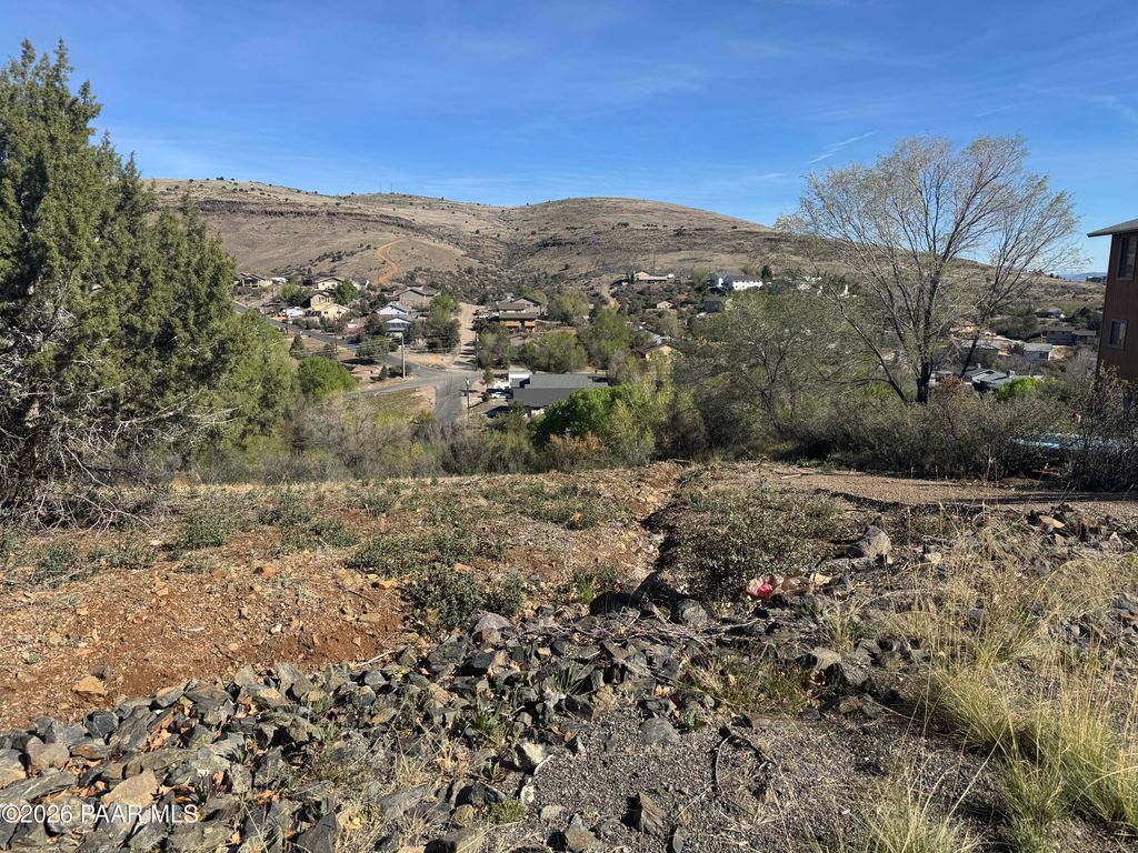 Photo of 1688 N Elaine Way, Prescott, AZ 86301 (MLS # 1080680)