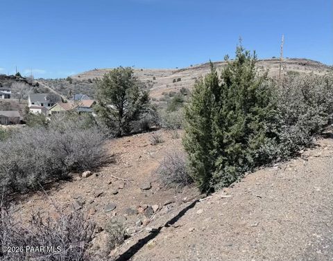 Photo of 1960 Moonstone Lane, Prescott, AZ 86301 (MLS # 1080178)
