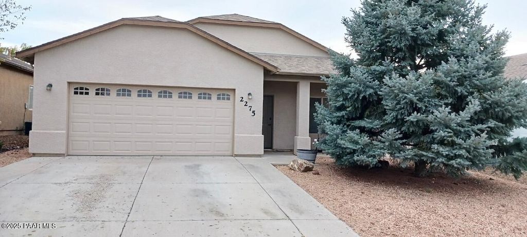 Photo of 2275 E Sirus Drive, Chino Valley, AZ 86323 (MLS # 1078066)