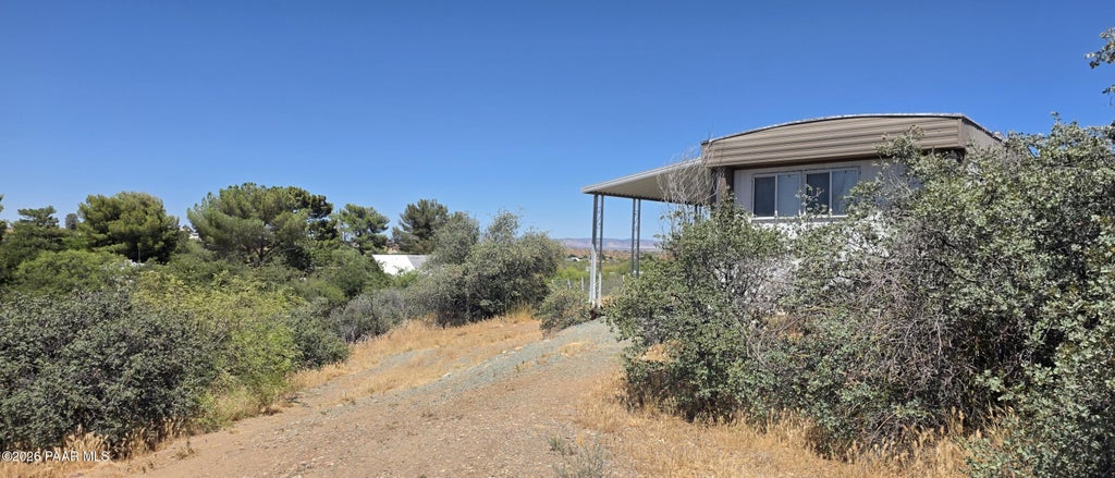 Photo of 17414 E Meadow Lane, Mayer, AZ 86333 (MLS # 1083315)