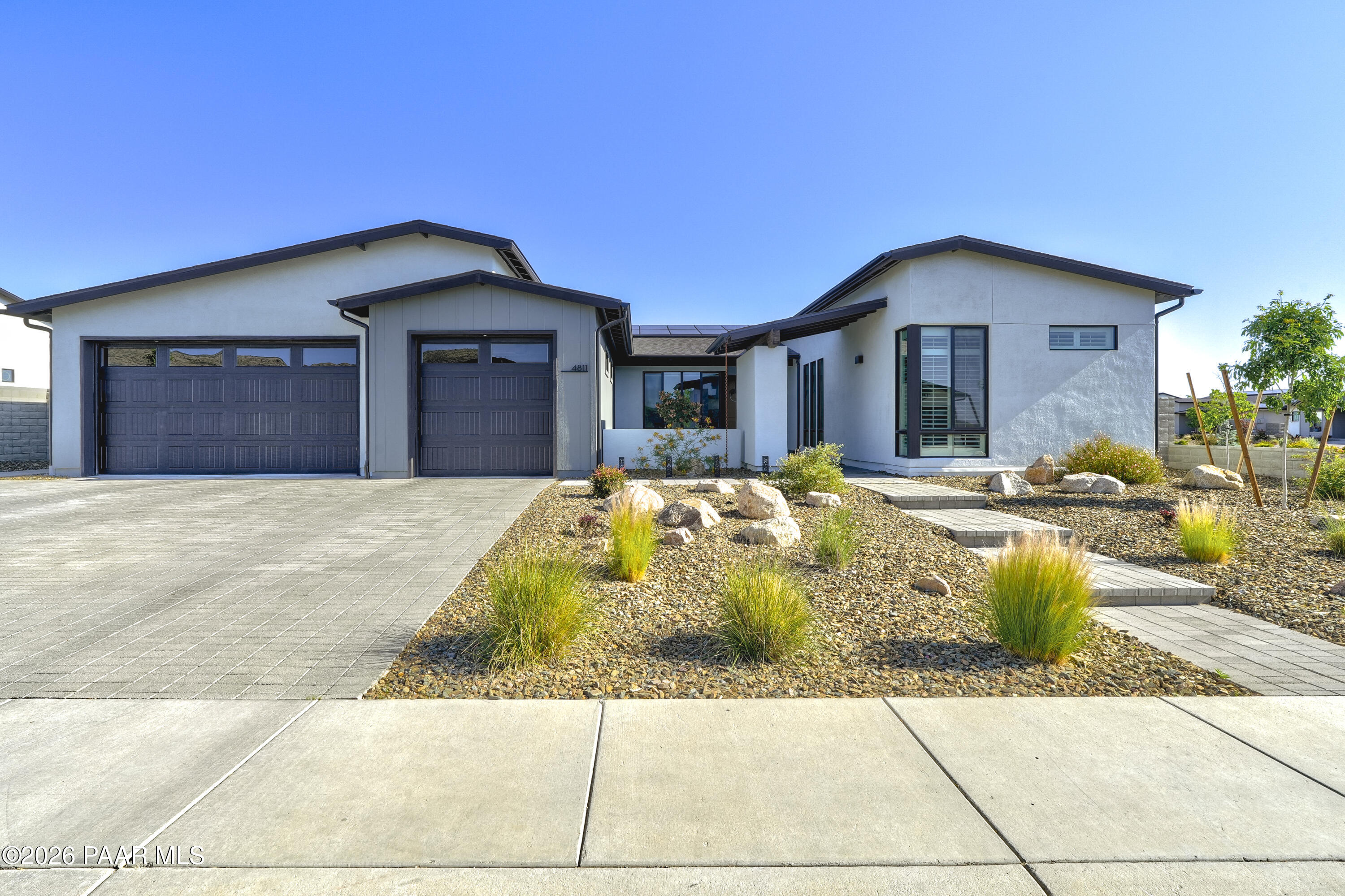 4811 N Yorkshire Loop