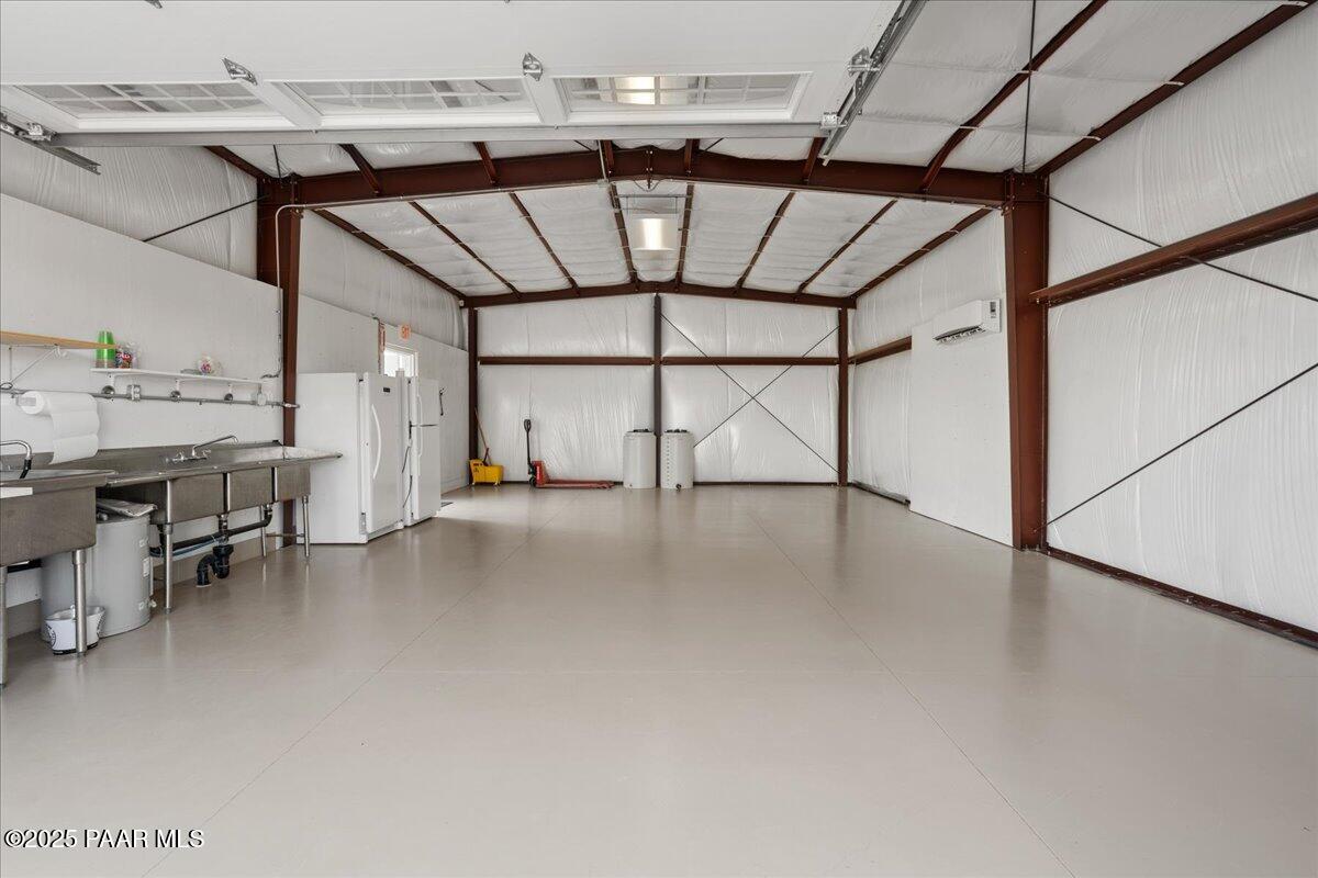 878 W Gina Marie Boulevard