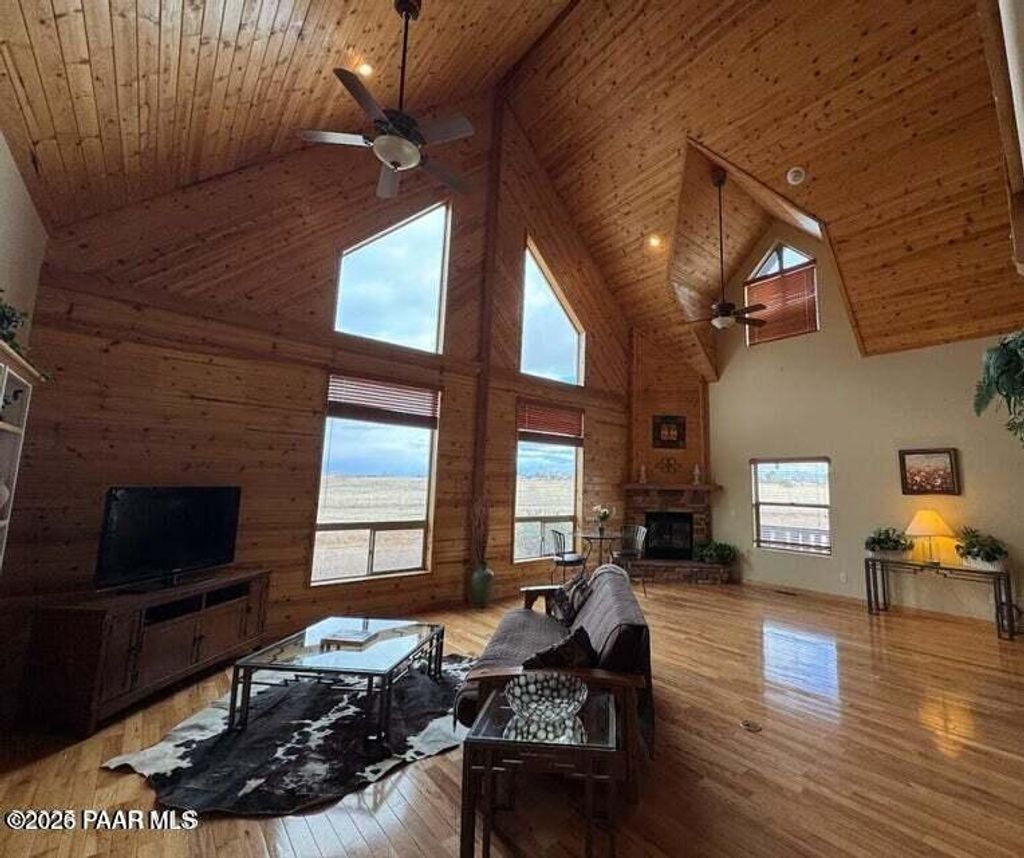 Photo of 1740 W Bumblebee Drive, Chino Valley, AZ 86323 (MLS # 1083978)