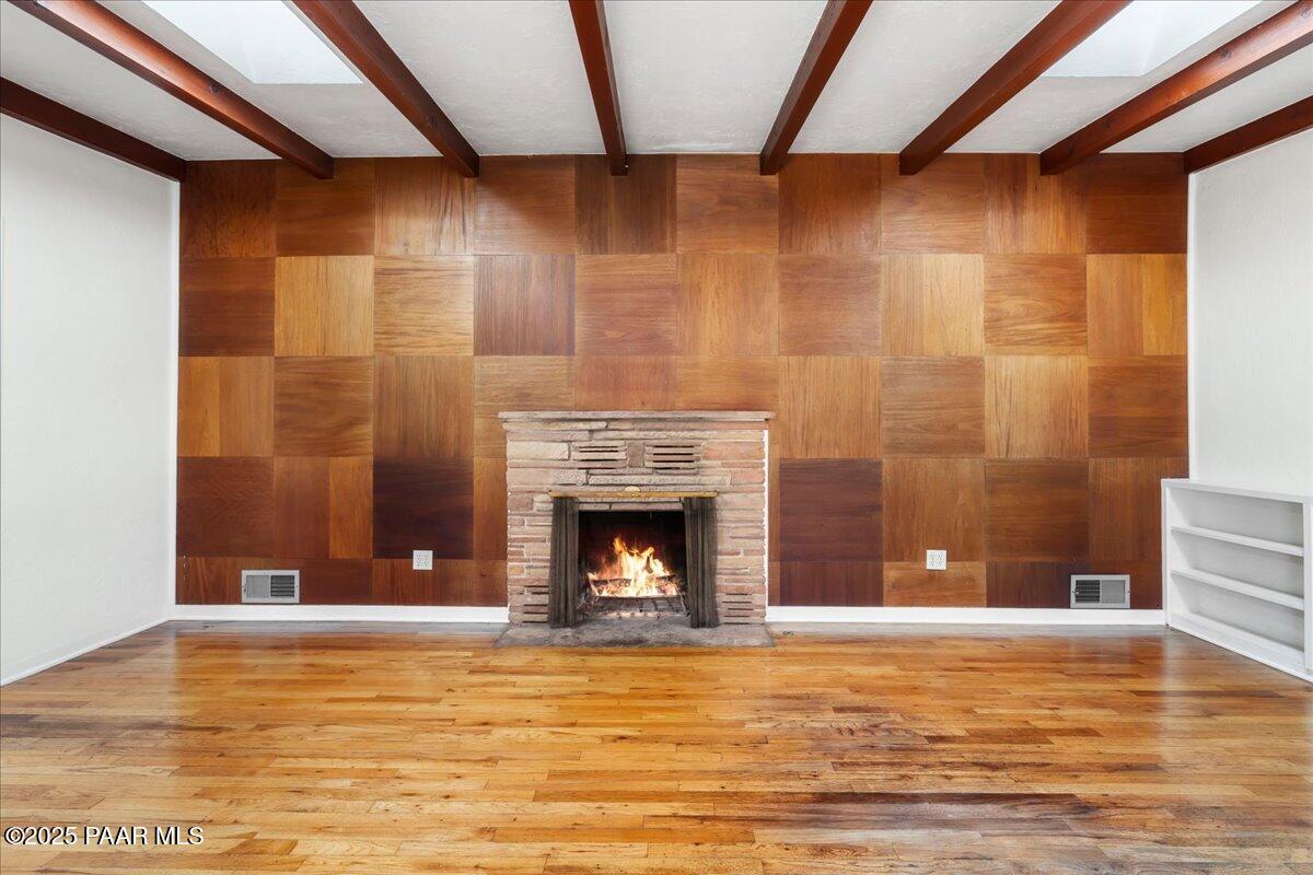 513 Ellenwood Drive