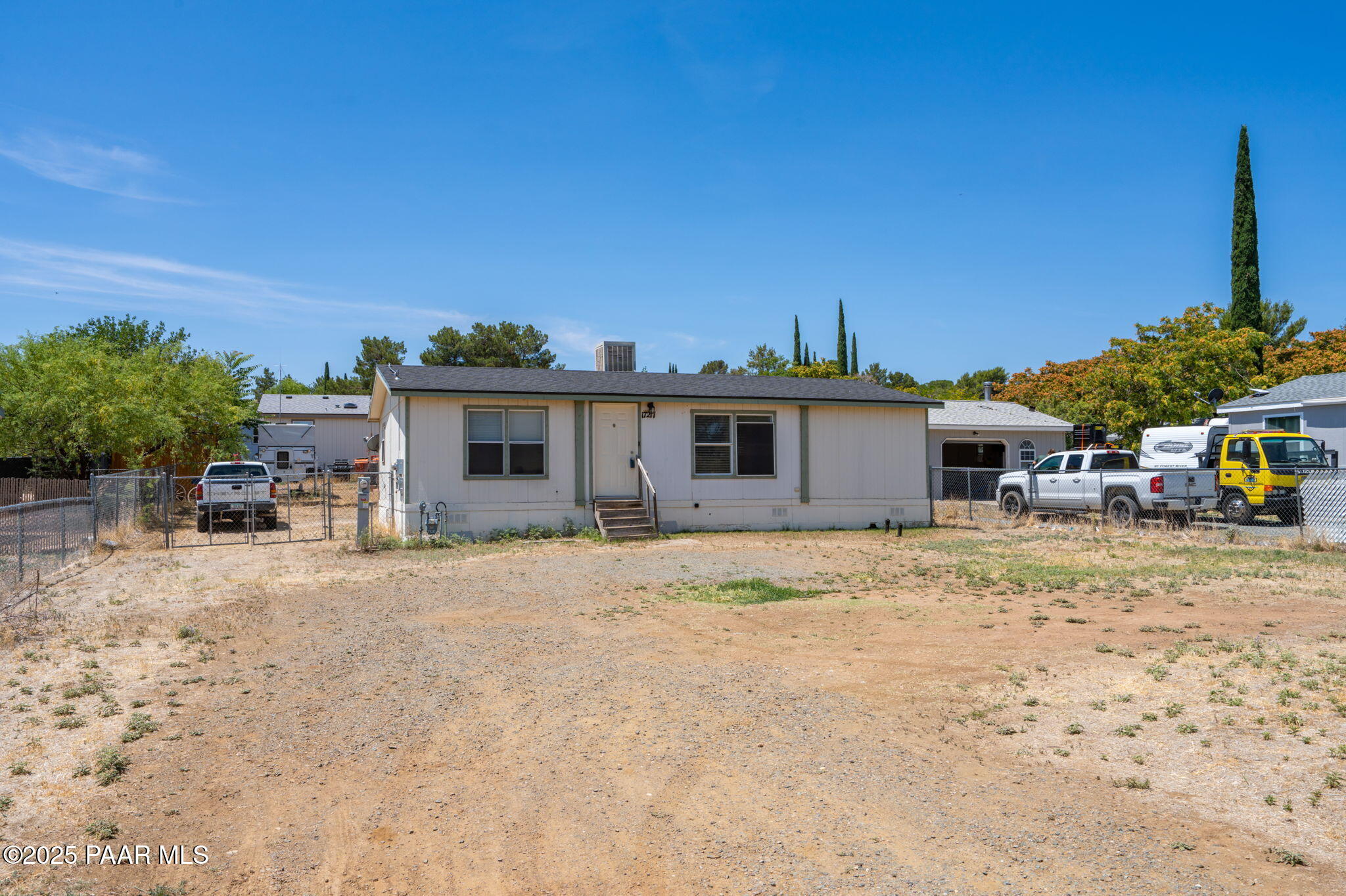 17217 E Lakeview Drive