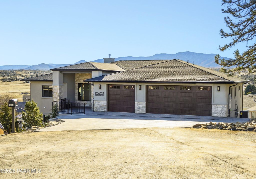 Photo of 10603 E Straight Arrow Road, Dewey-Humboldt, AZ 86327 (MLS # 1078707)