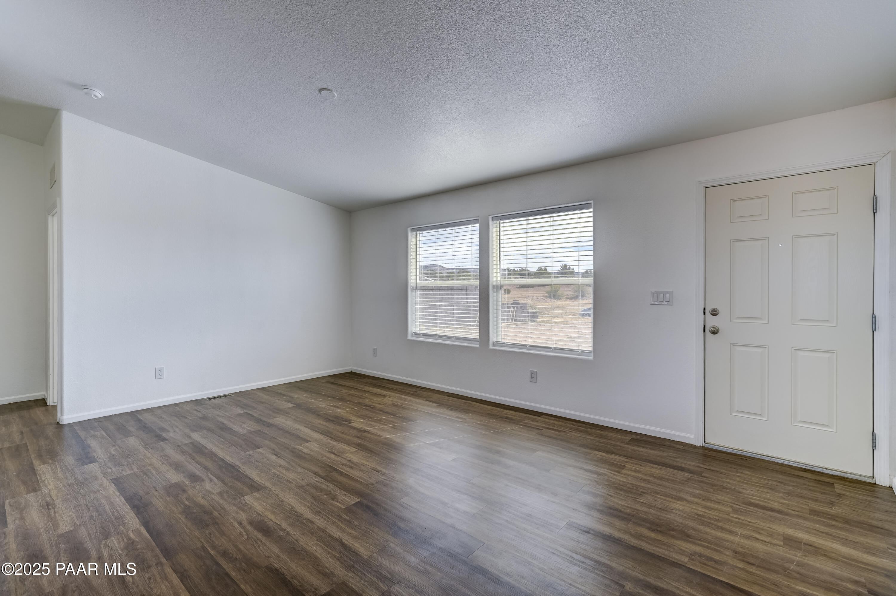 26600 N Feather Mountain Road