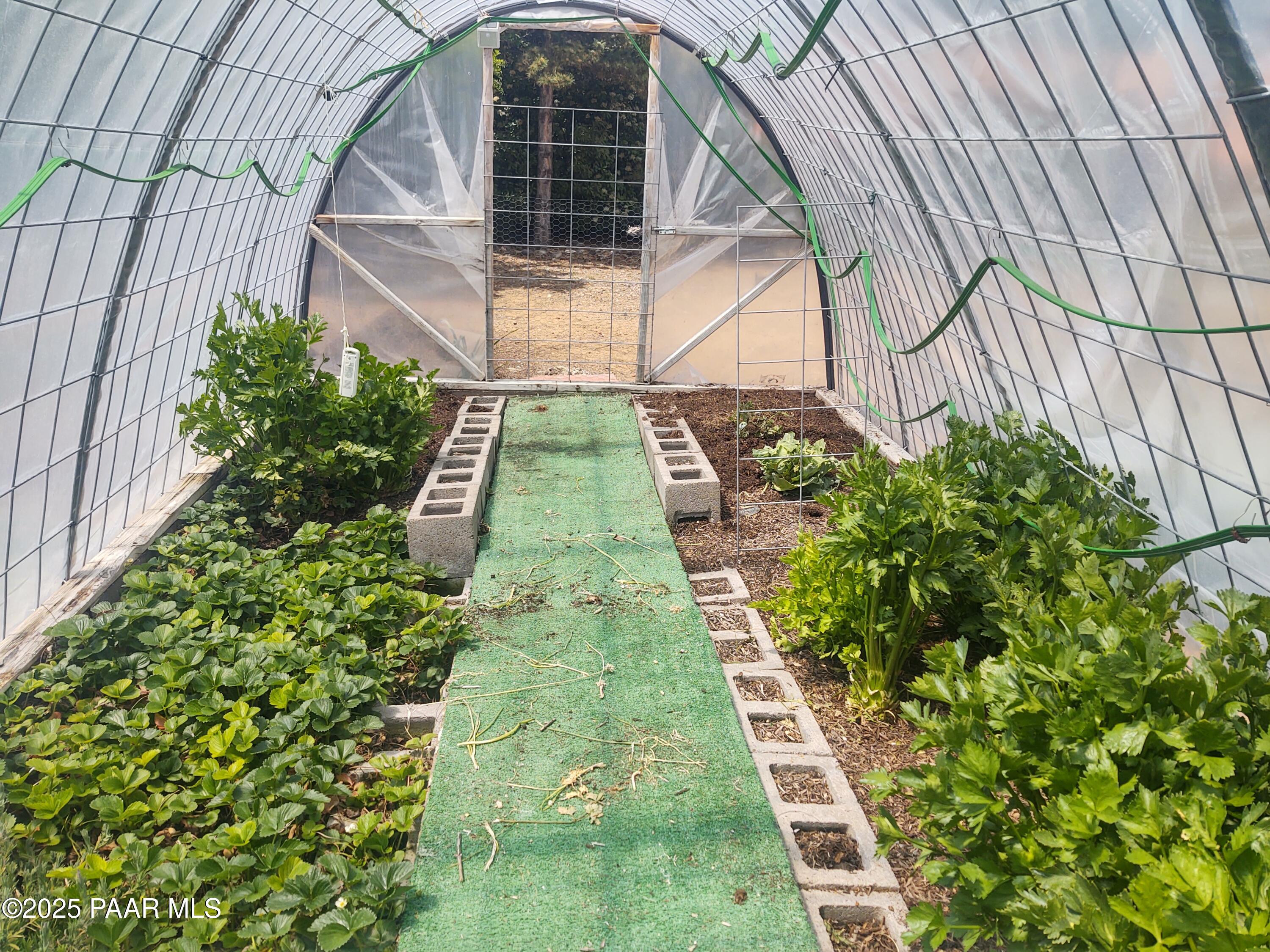 Dewey-Humboldt, Arizona 86327, United States, 3 Bedrooms Bedrooms, ,3 BathroomsBathrooms,Residential,Active,97114