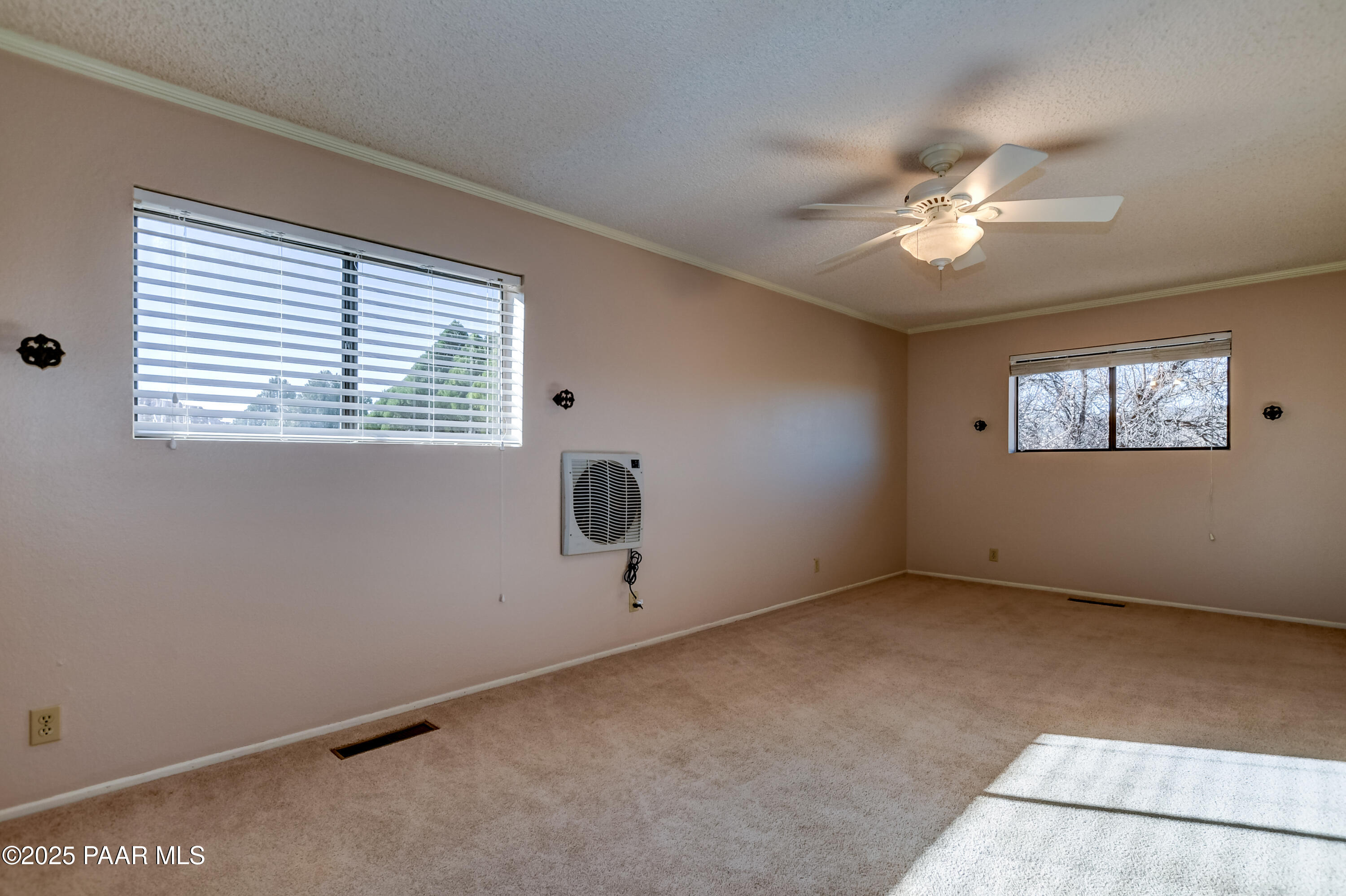 Dewey-Humboldt, Arizona 86327, United States, 3 Bedrooms Bedrooms, ,3 BathroomsBathrooms,Residential,Active,97114