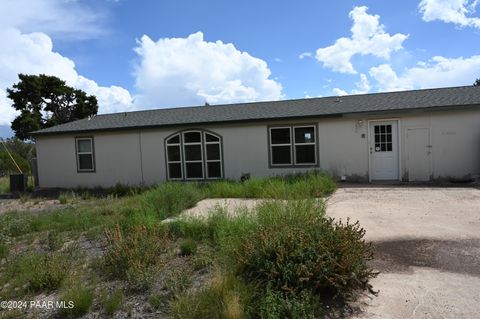 A home in Seligman