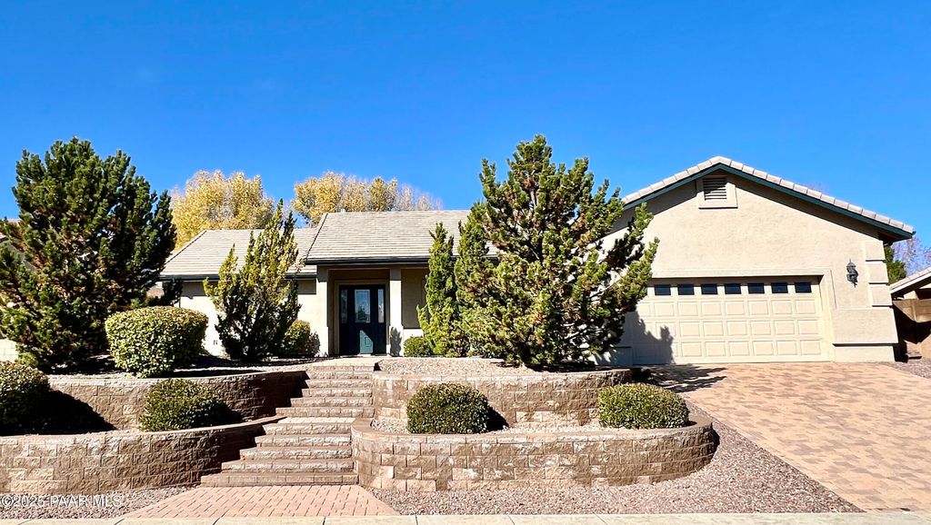 Photo of 7510 N Outlook Lane, Prescott Valley, AZ 86315 (MLS # 1078493)