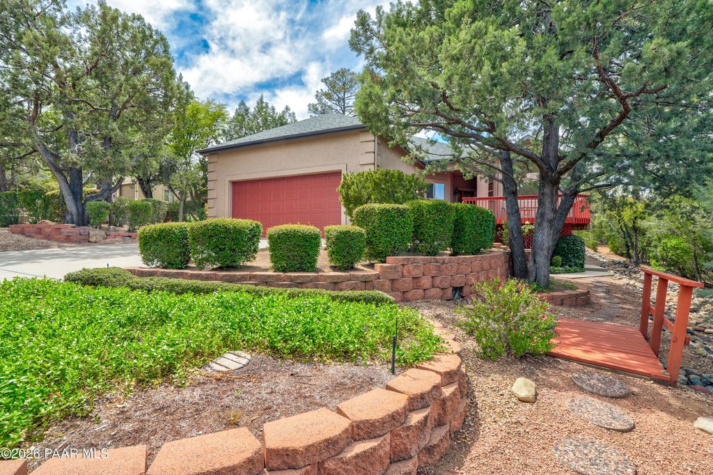 Photo of 988 Copper Vista Drive, Prescott, AZ 86303 (MLS # 1081409)