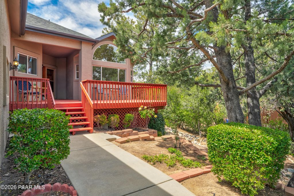 Photo of 988 Copper Vista Drive, Prescott, AZ 86303 (MLS # 1081409)