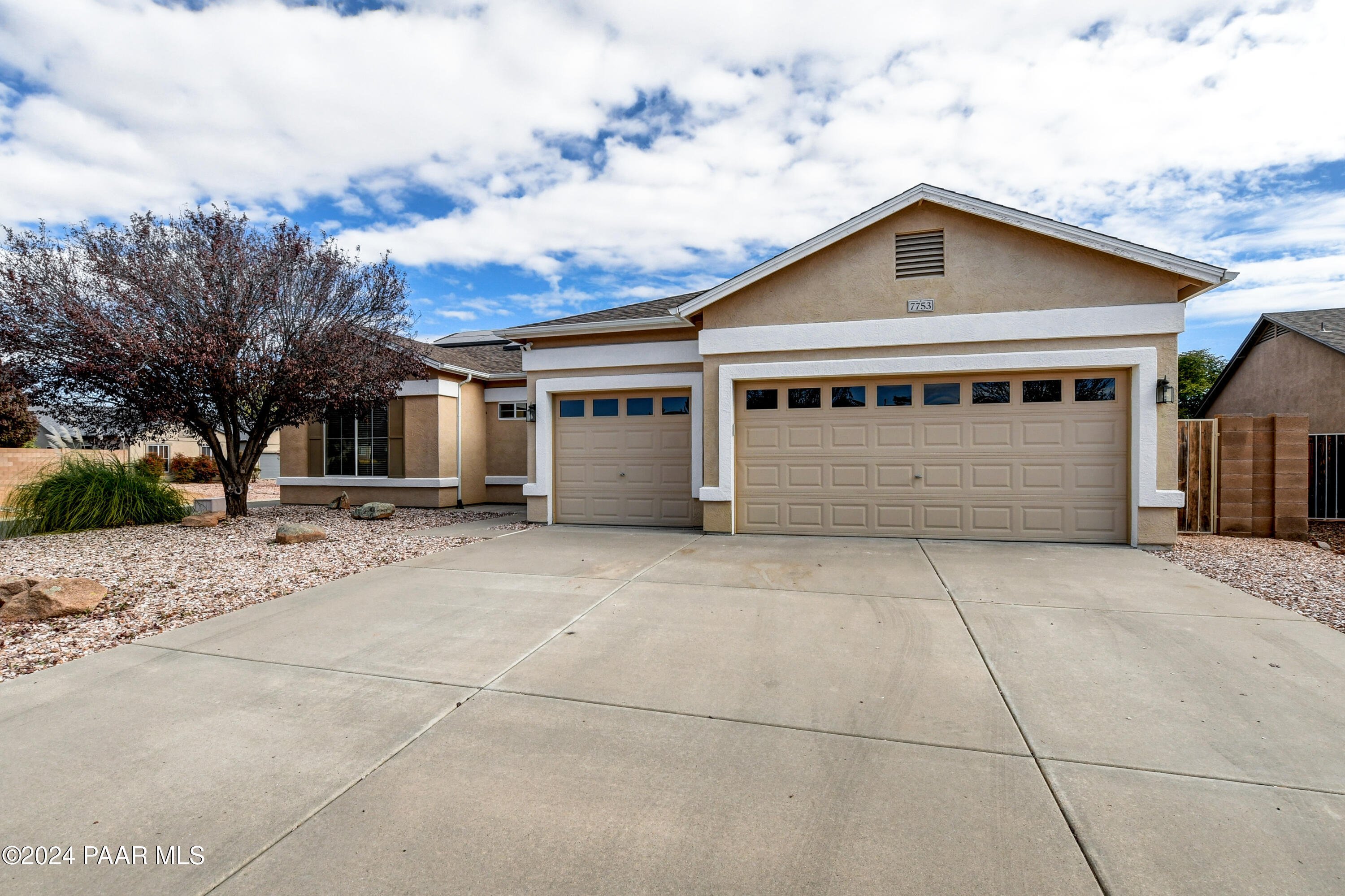 7753 N Siesta Sunset Lane