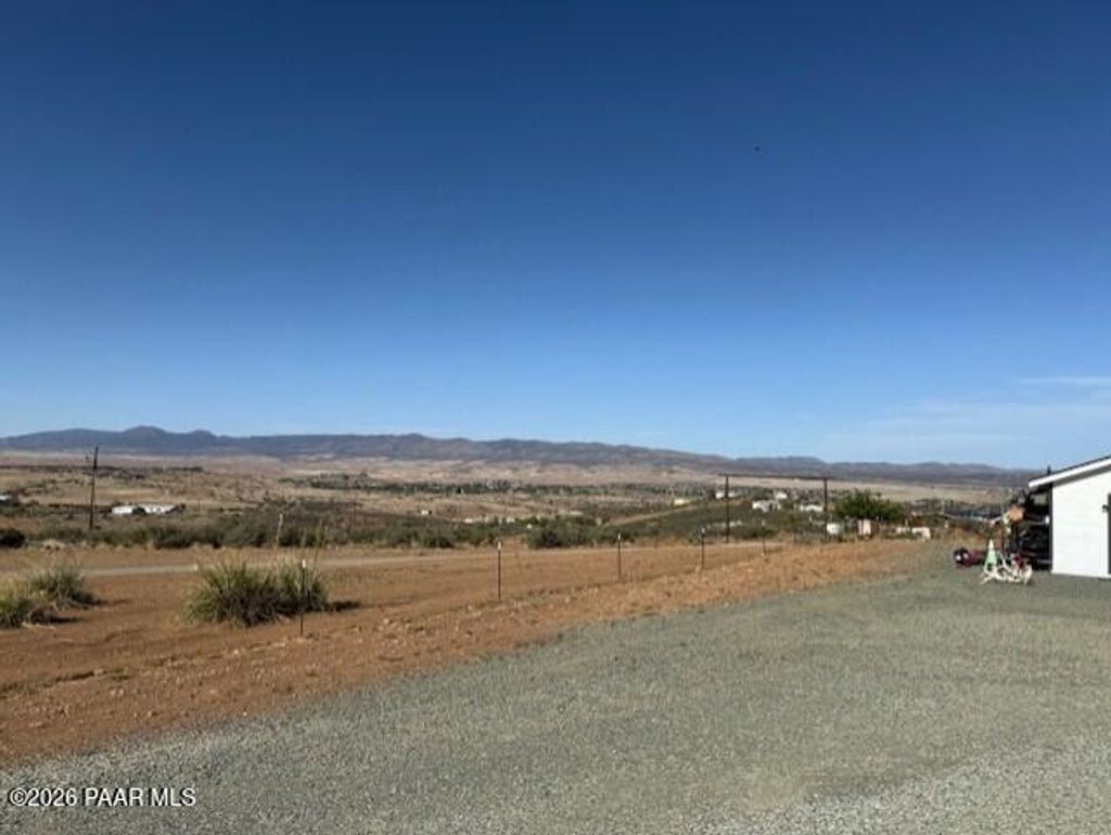 Photo of 10378 E Kachina Place, Dewey-Humboldt, AZ 86327 (MLS # 1081526)