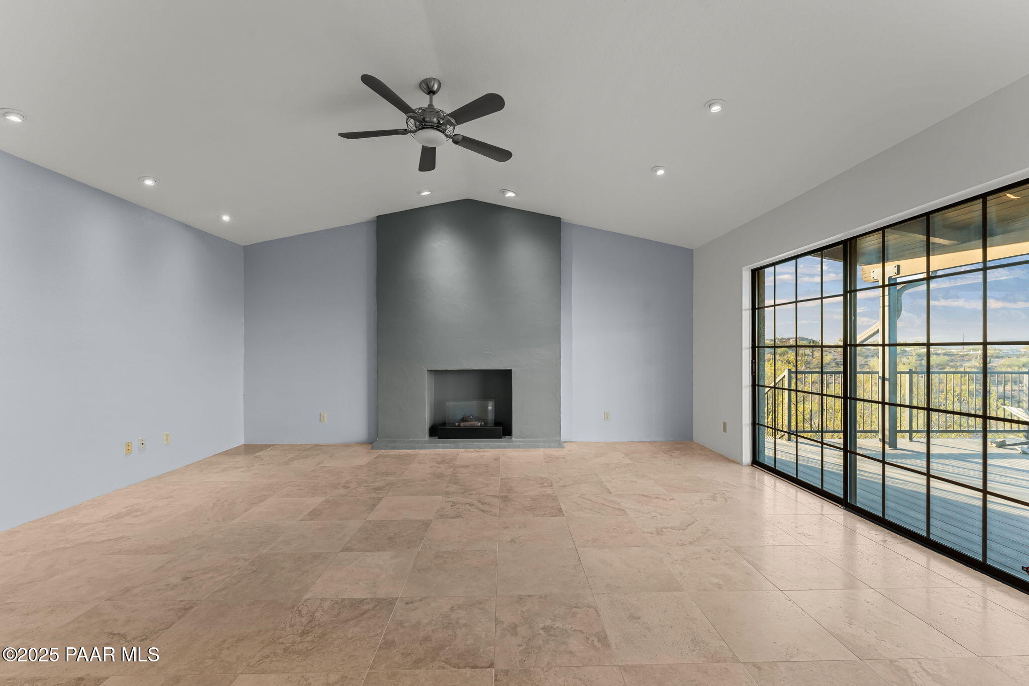 235 W Via Tortuga Drive