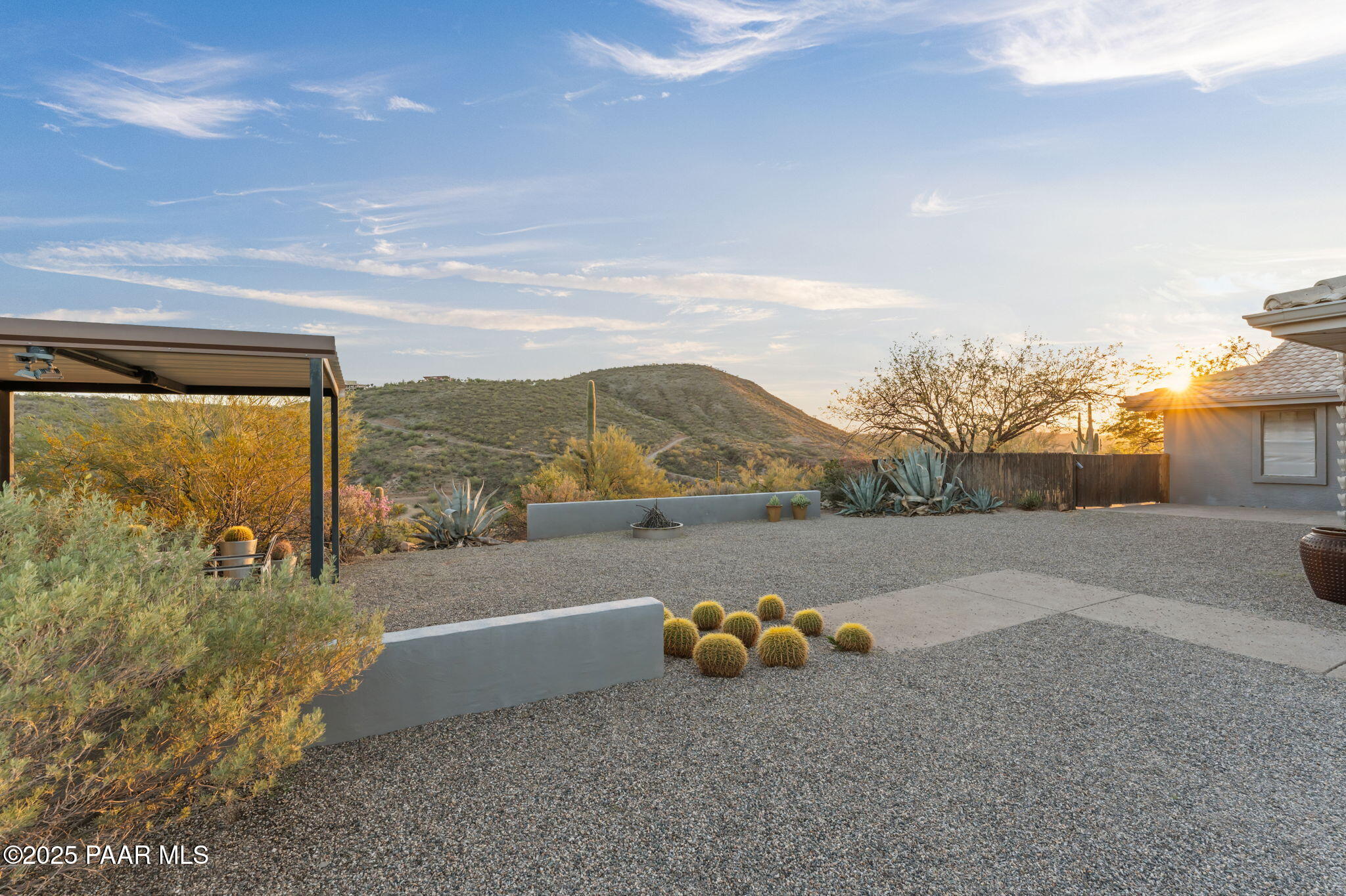 235 W Via Tortuga Drive