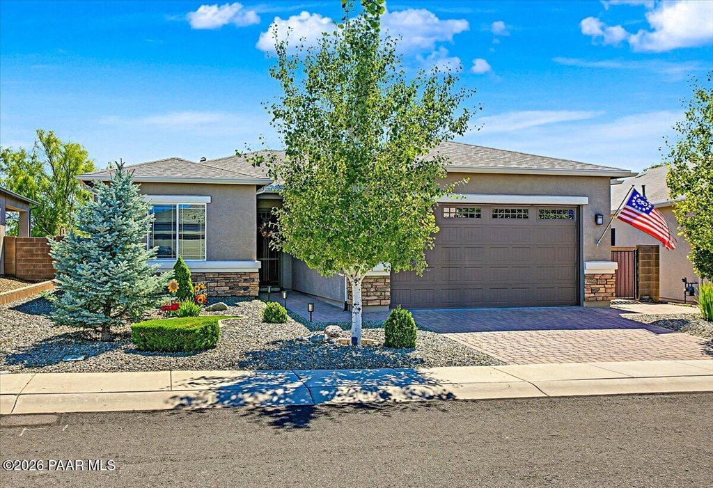 Photo of 12711 E De La Cruz Street, Dewey-Humboldt, AZ 86327 (MLS # 1085483)