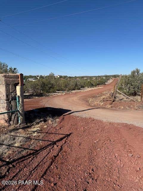 Photo of 393 W Edgewood Drive, Prescott, AZ 86046 (MLS # 1083506)