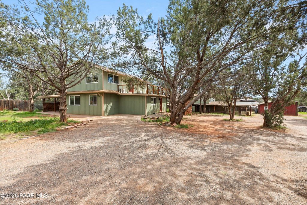 Photo of 135 Kachina Drive, Sedona, AZ 86336 (MLS # 1079995)