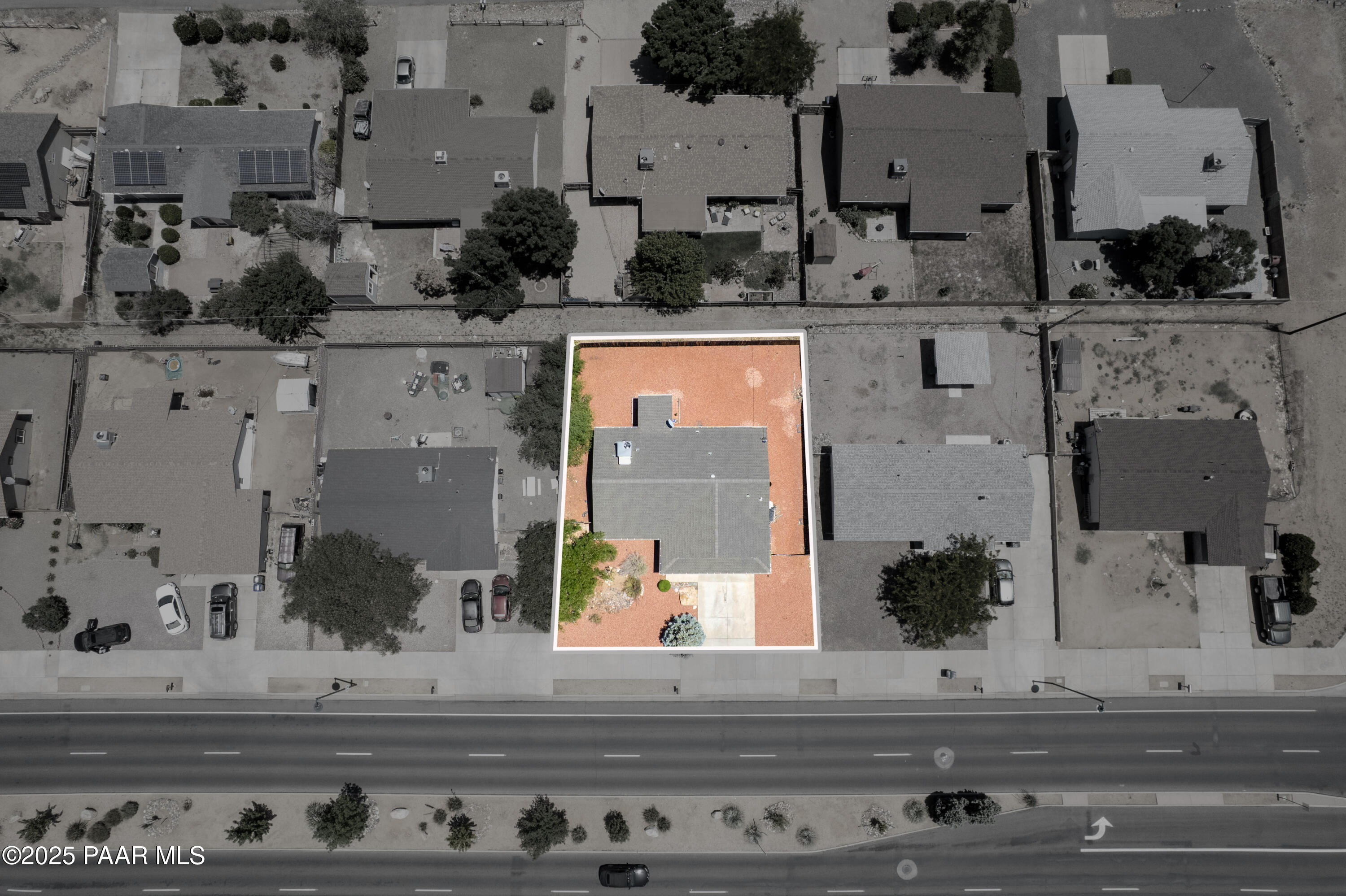 3901 N Navajo Drive
