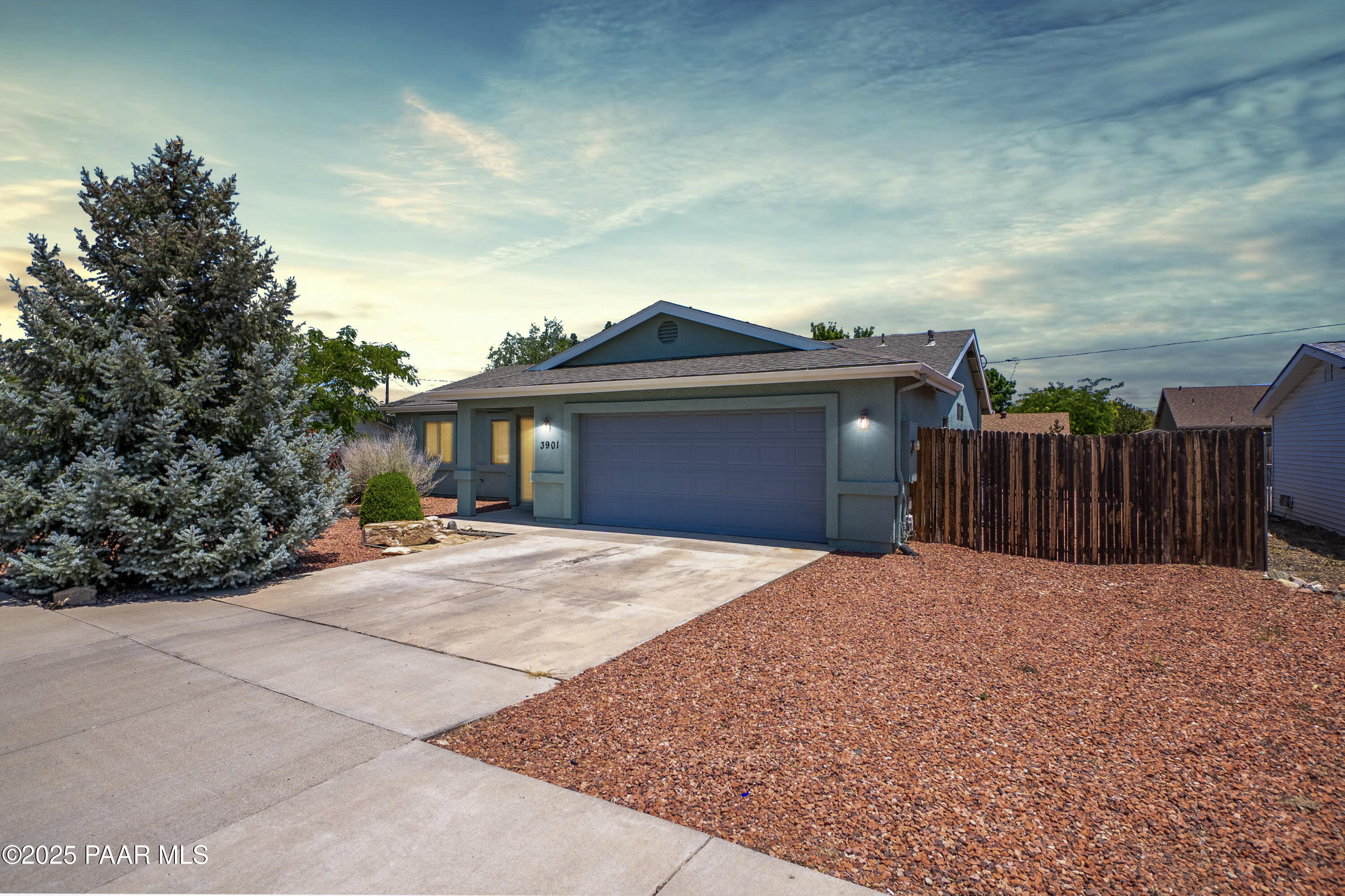 3901 N Navajo Drive