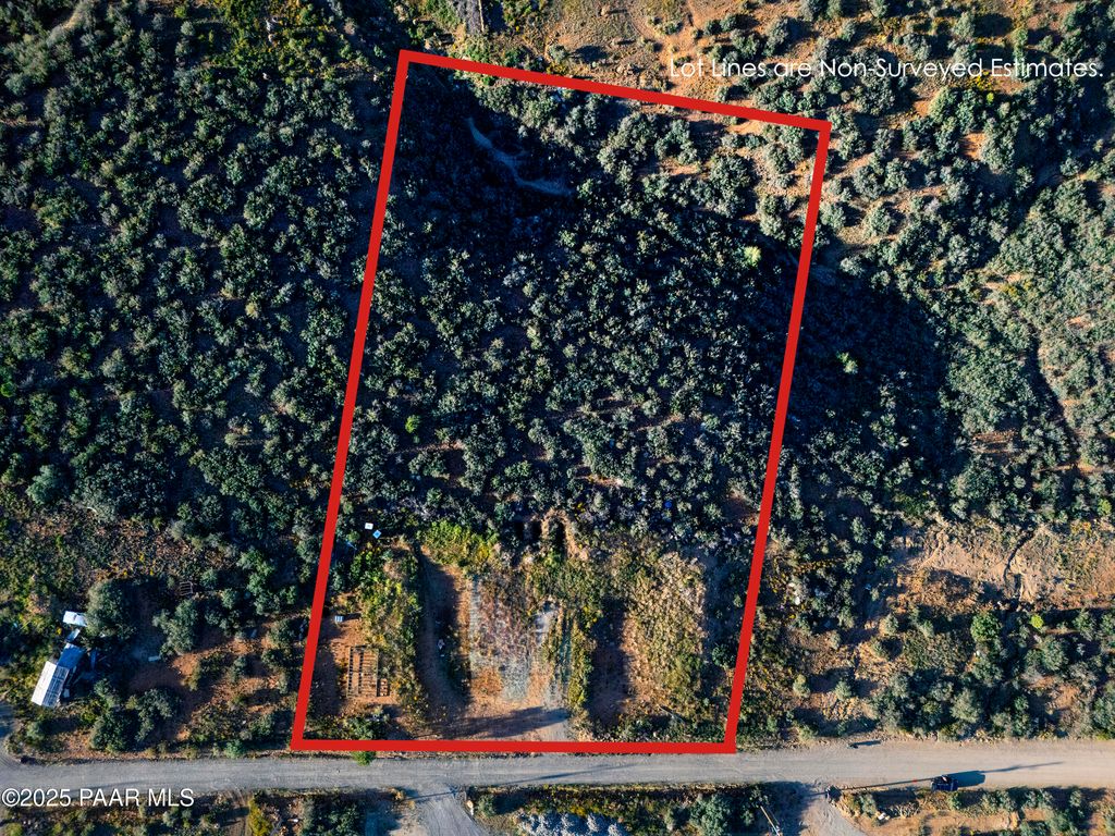 Photo of 9370 E Chestnut Hill Avenue, Dewey-Humboldt, AZ 86327 (MLS # 1076921)