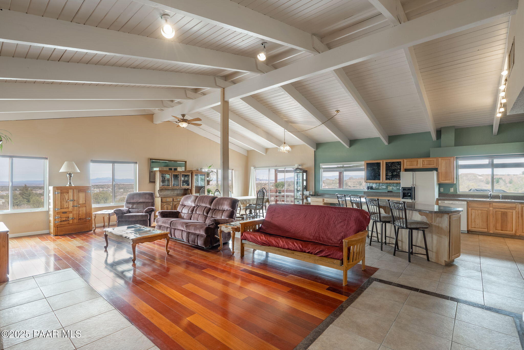 1735 W Buena Vista Trail