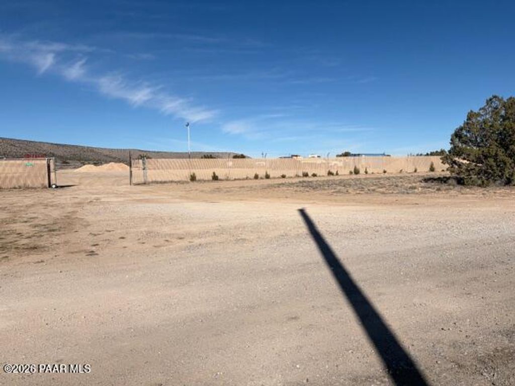 Photo of 25510 E Hillcrest Drive, Seligman, AZ 86337 (MLS # 1079411)