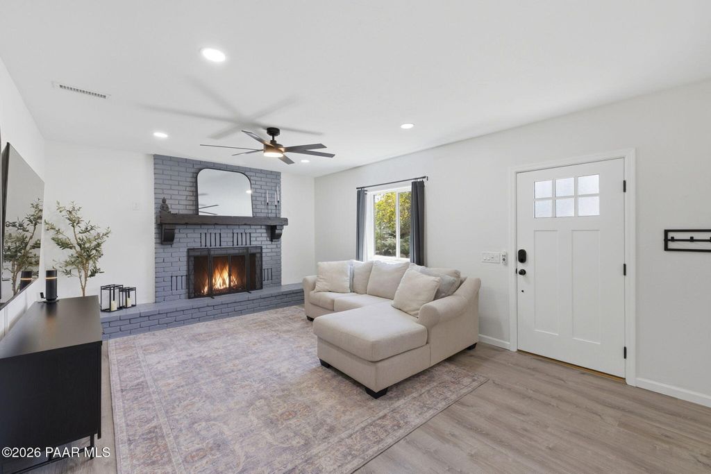 Photo of 2880 N Cedar Springs Lane, Prescott Valley, AZ 86314 (MLS # 1082287)