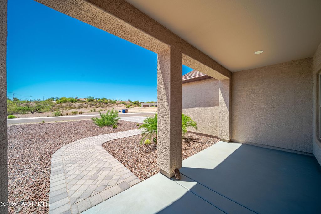Photo of 2010 Paseo Montana, Wickenburg, AZ 85390 (MLS # 1078727)