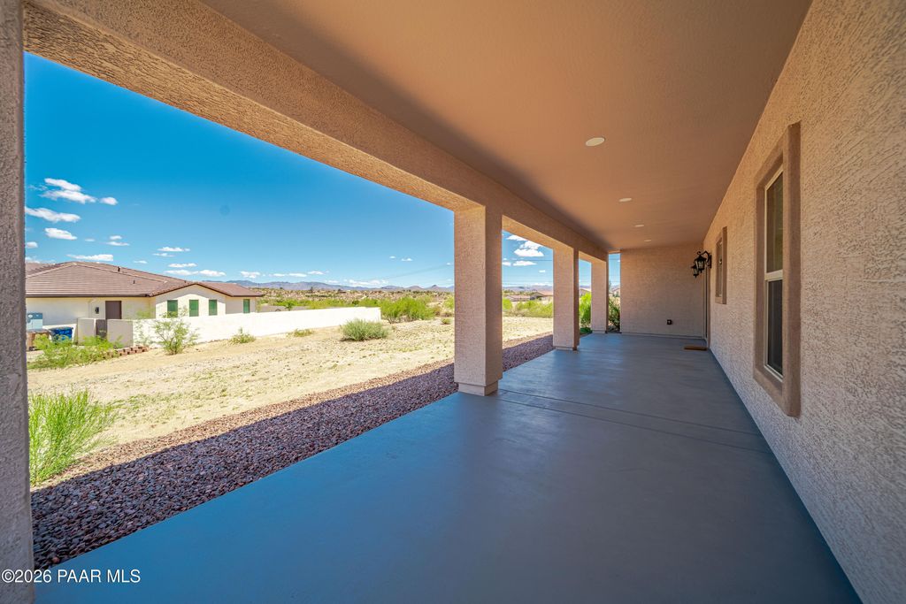 Photo of 2010 Paseo Montana, Wickenburg, AZ 85390 (MLS # 1078727)