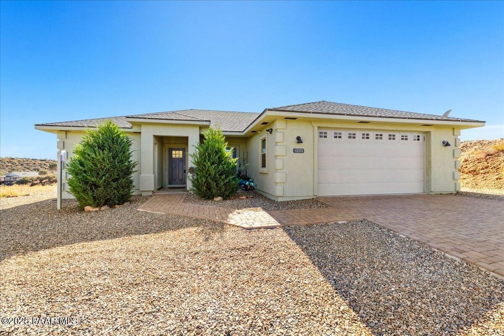 Photo of 12376 E Prescott Dells Ranch Road, Dewey-Humboldt, AZ 86327 (MLS # 1077984)