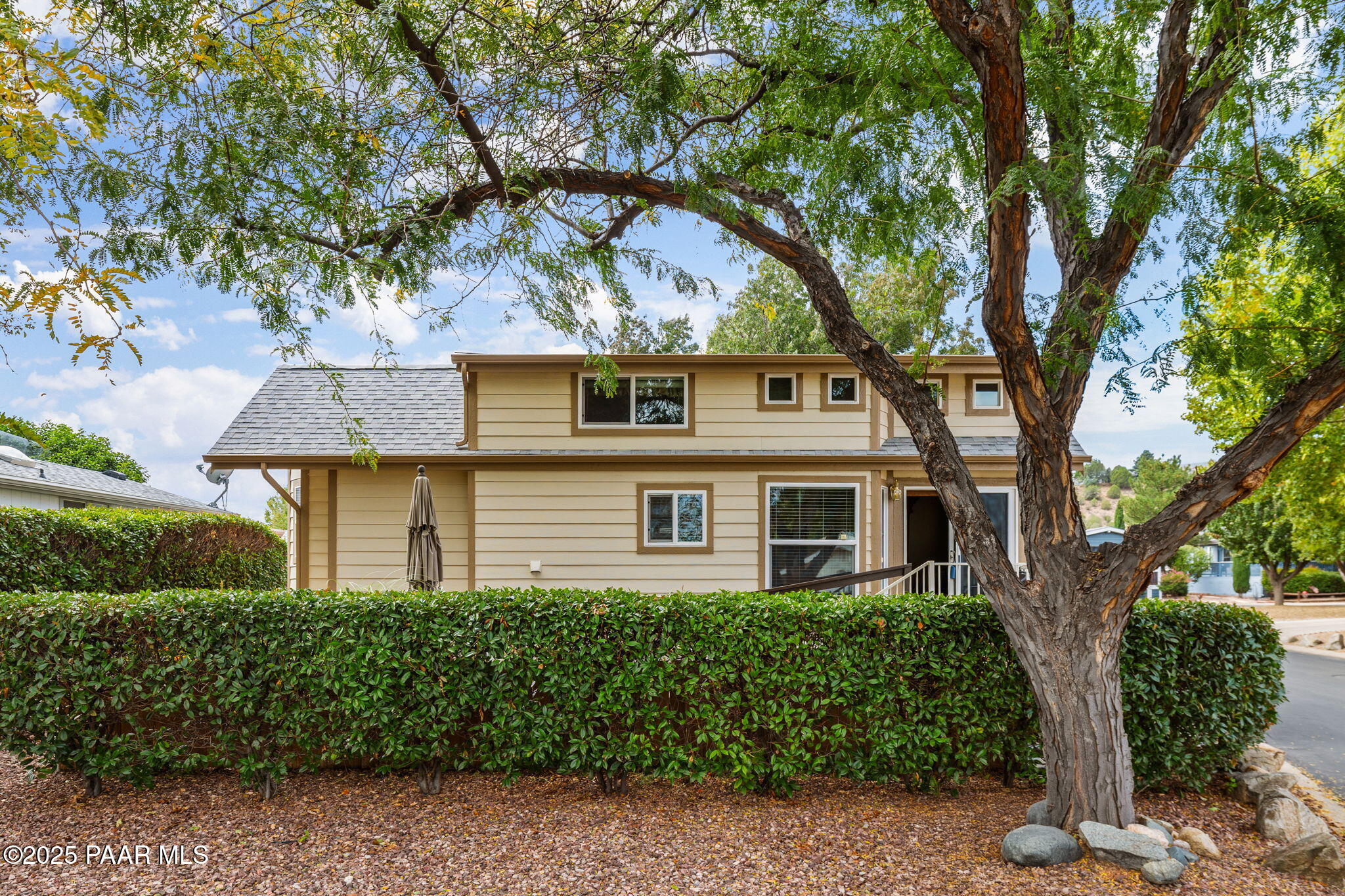 952 N Mesquite Tree  Drive Drive