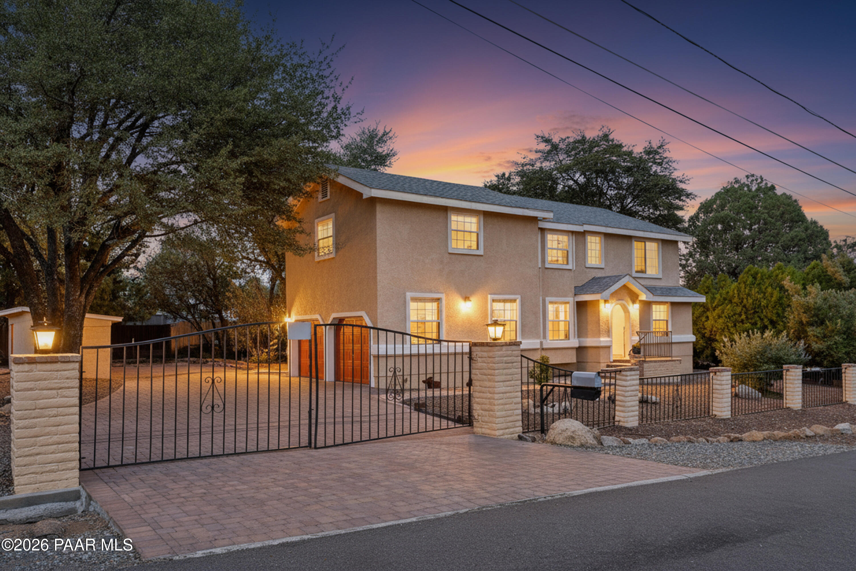 1220 Linda Vista Lane