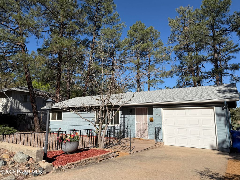 Photo of 206 Hidden Drive, Prescott, AZ 86303 (MLS # 1080986)