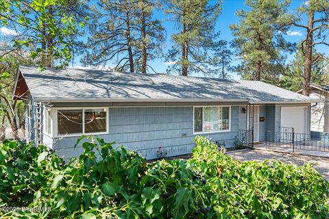 Photo of 206 Hidden Drive, Prescott, AZ 86303 (MLS # 1080986)