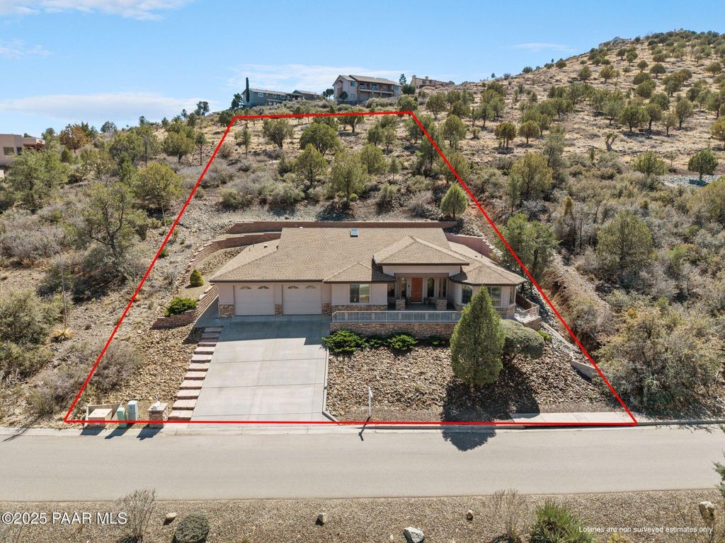 Photo of 1000 Sunrise Boulevard, Prescott, AZ 86301 (MLS # 1079460)