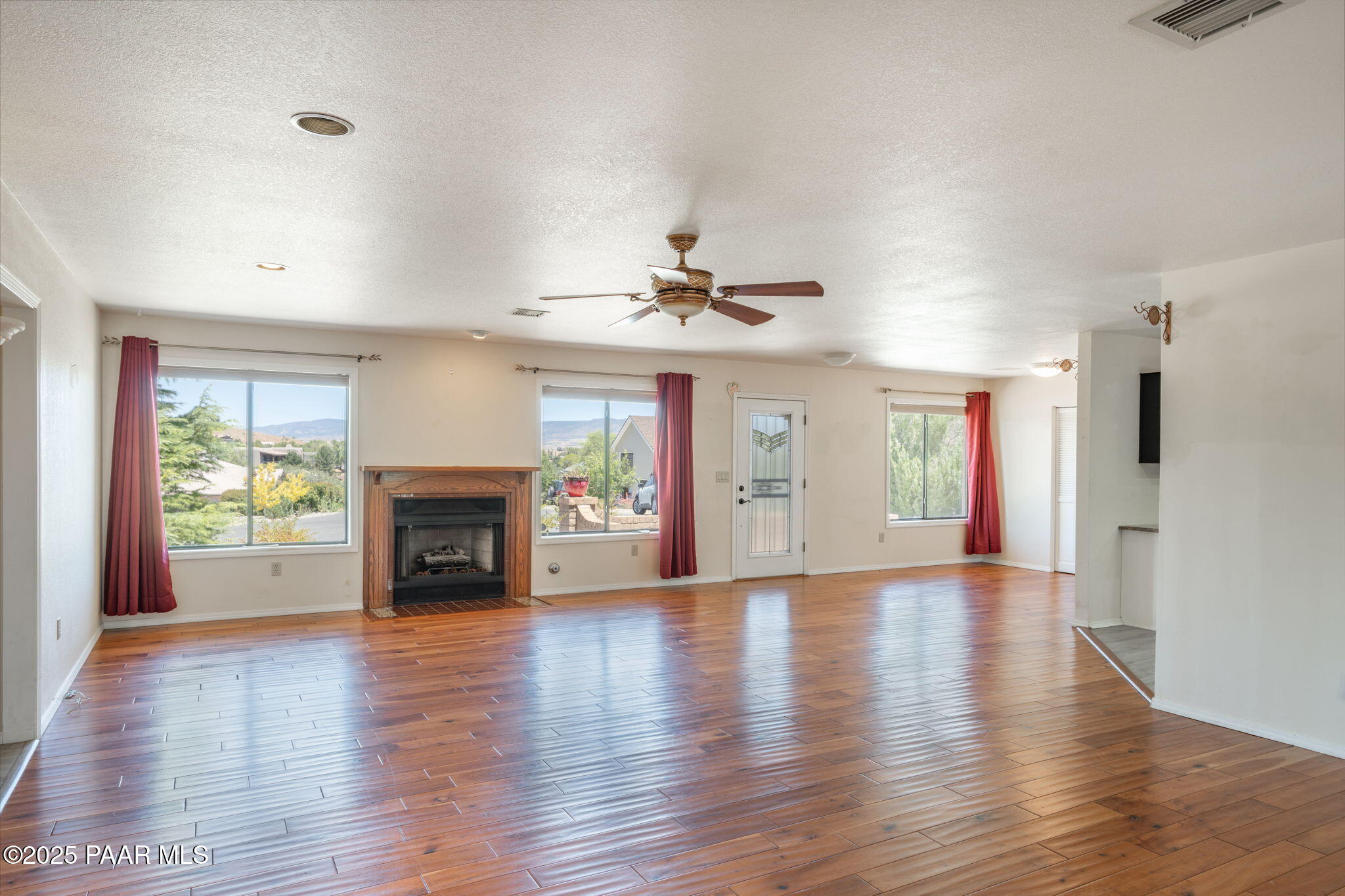 11185 E Navajo Drive