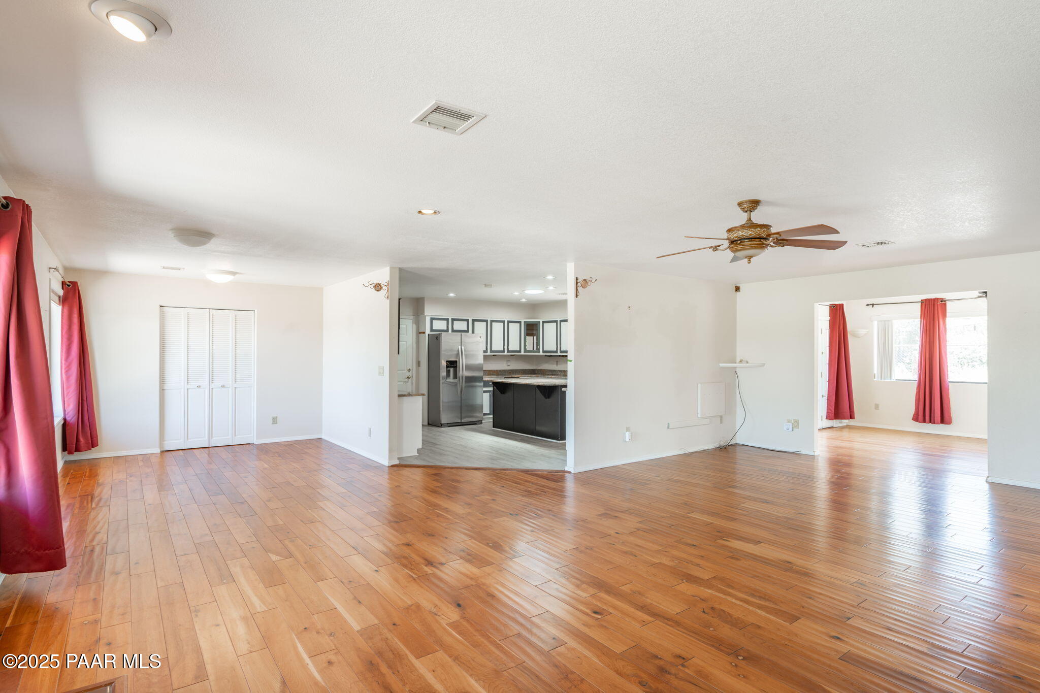 11185 E Navajo Drive