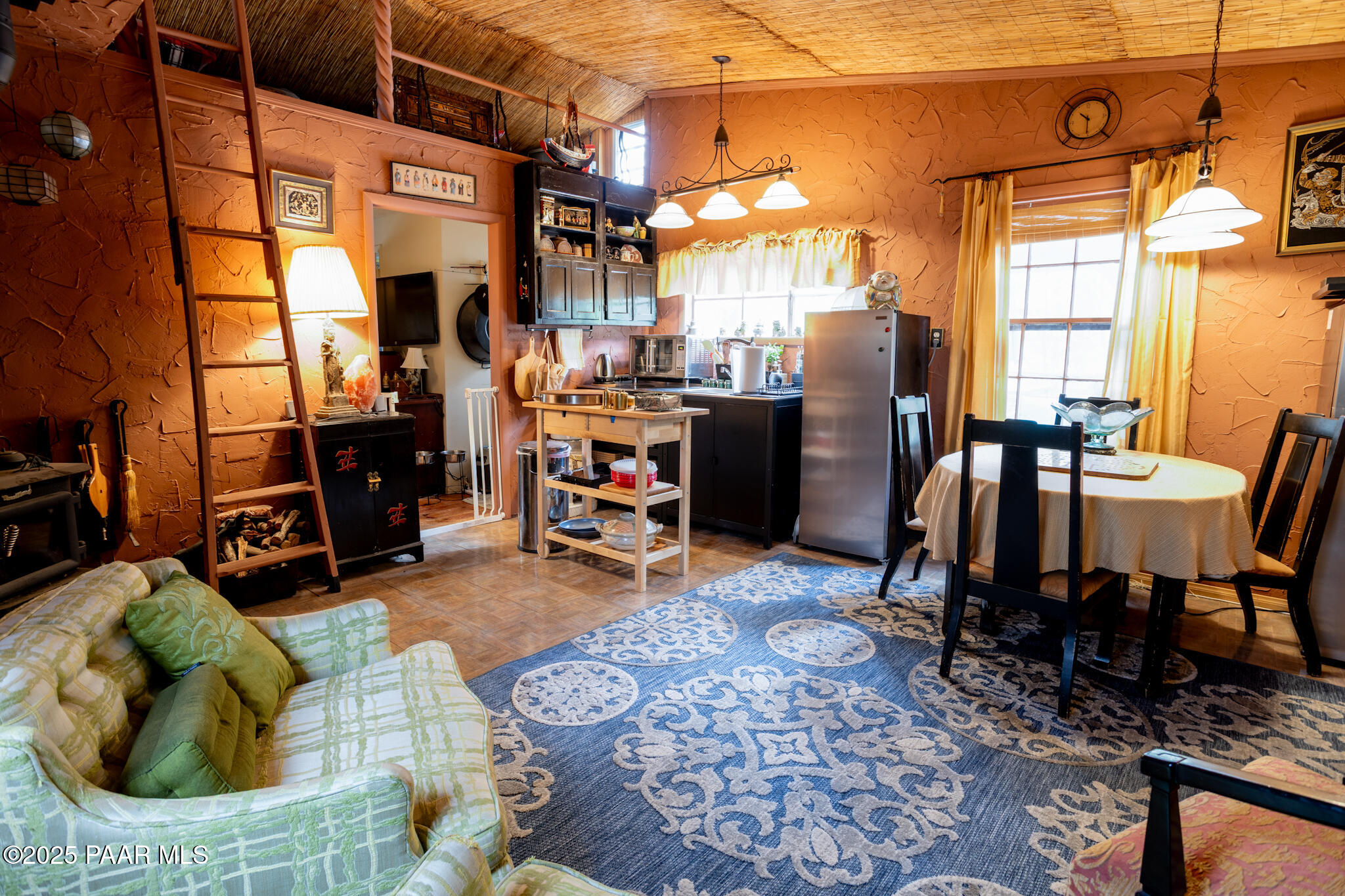 1936 E Empire Road