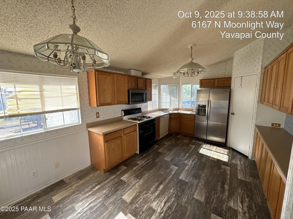 Photo of 6167 N Moonlight Way, Prescott Valley, AZ 86314 (MLS # 1077280)