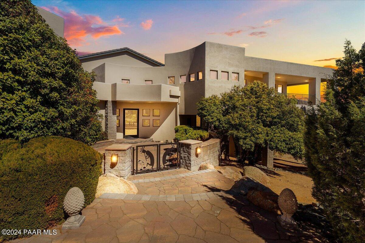 14031 N Signal Hill Road