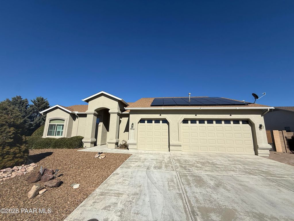 Photo of 7861 N Rambling Lane, Prescott Valley, AZ 86315 (MLS # 1080431)