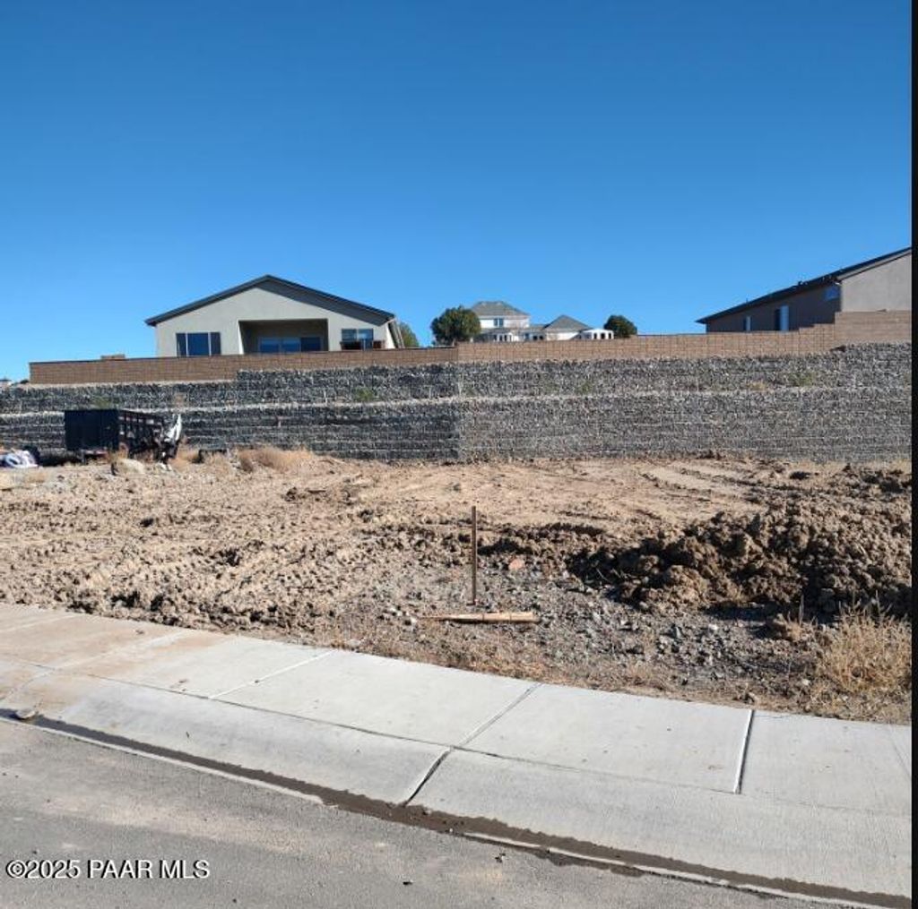 Photo of 236 Looking Glass Drive #26, Prescott, AZ 86303 (MLS # 1077944)