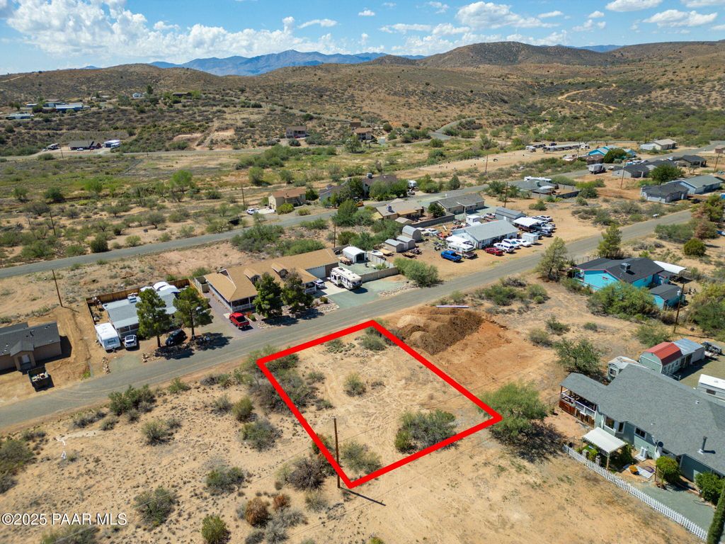 Photo of 20174 E Antelope Road, Mayer, AZ 86333 (MLS # 1077583)