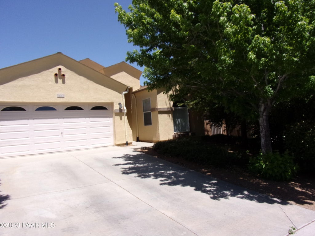 Photo of 7612 E Dusty Boot Road, Prescott Valley, AZ 86315 (MLS # 1084892)