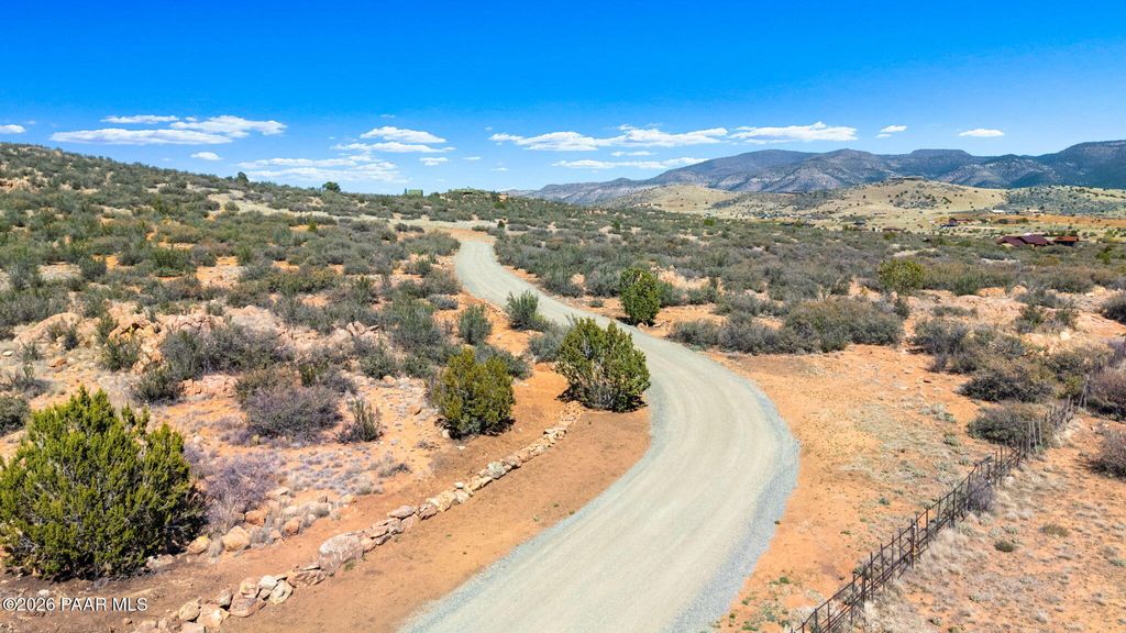 Photo of 00 E Contatas Way, Prescott Valley, AZ 86315 (MLS # 1080745)