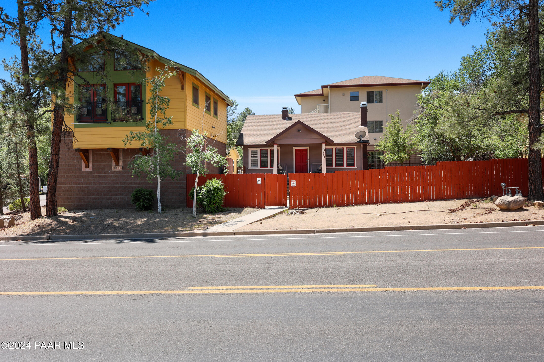 819 W Gurley Street