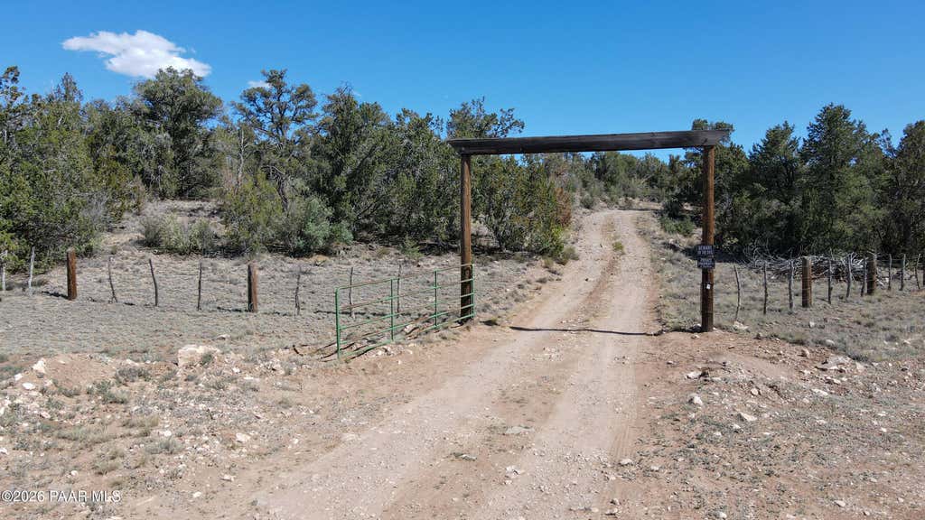 Photo of 26100 W Moon Mountain Trail, Seligman, AZ 86337 (MLS # 1082547)